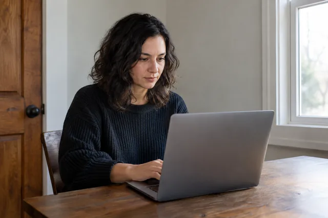 Bảo mật tài khoản — ảnh minh họa AI